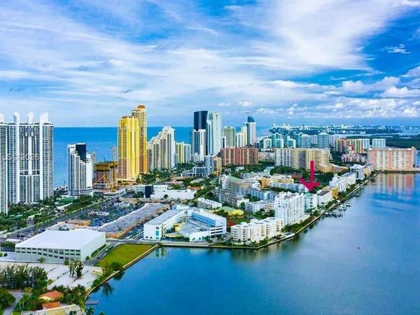 18000 N Bay Rd, Unit 603, Sunny Isles Beach, FL 33160