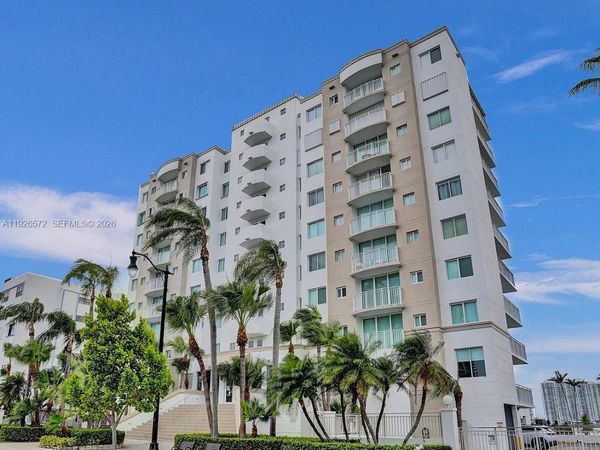 18000 N Bay Rd, Unit 603, Sunny Isles Beach, FL 33160