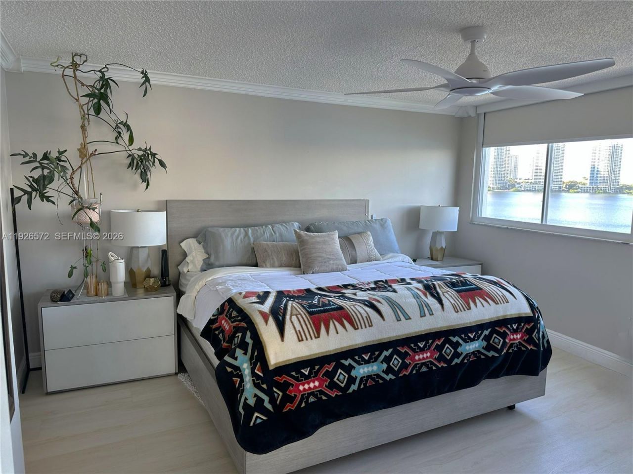 18000 N Bay Rd, Unit 603, Sunny Isles Beach, FL 33160 Photo