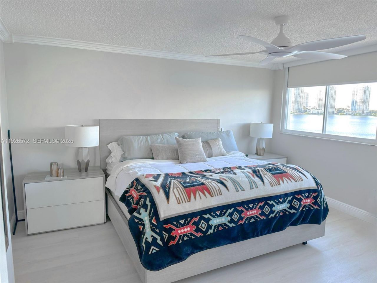 18000 N Bay Rd, Unit 603, Sunny Isles Beach, FL 33160 Photo