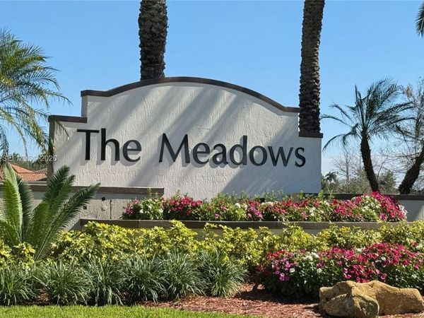 815 Vista Meadows Drive, Weston, FL 33327