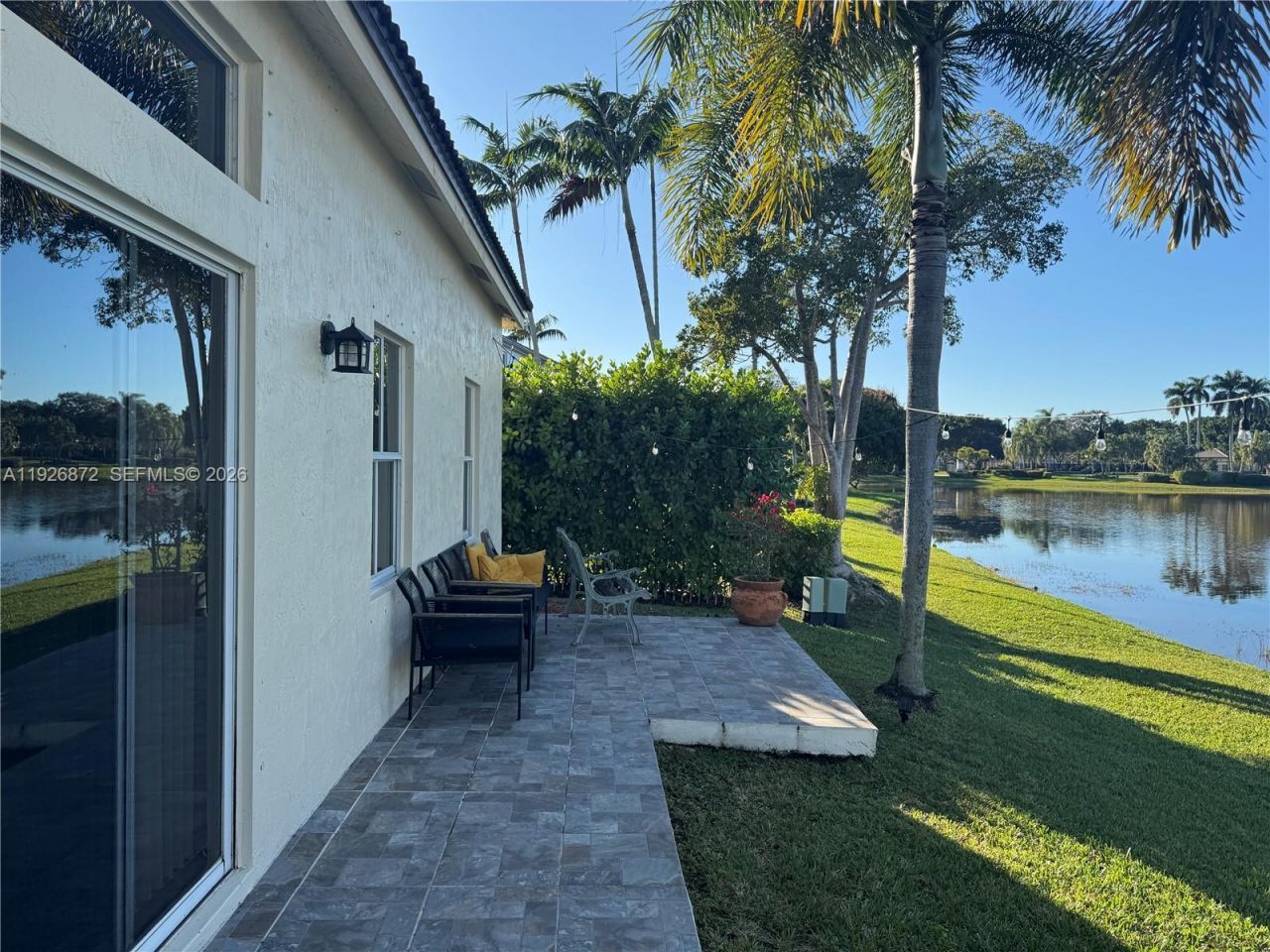 815 Vista Meadows Drive, Weston, FL 33327 Photo