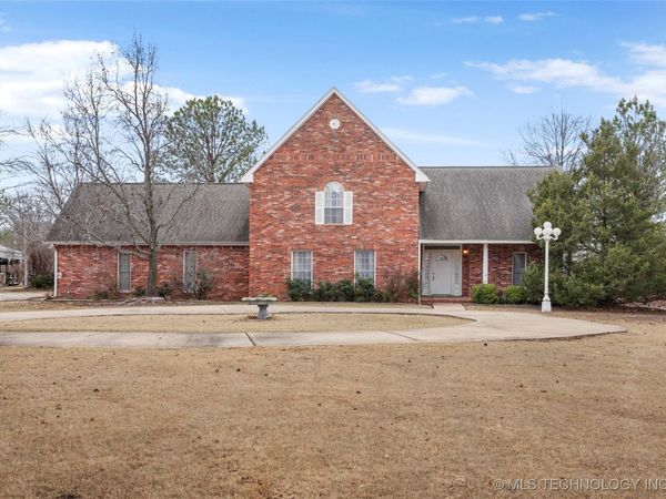 780 W 121st Street S, Jenks, OK 74037