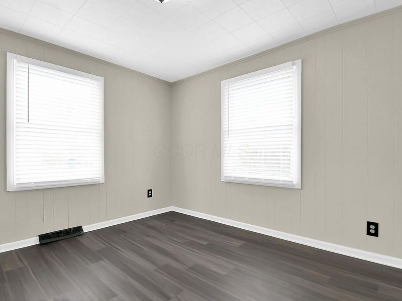 849 Ruby Avenue, Columbus, OH 43227 Photo 8