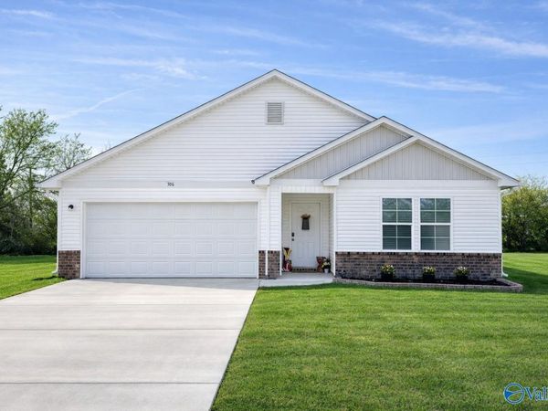 306 Pointer Drive, Albertville, AL 35950