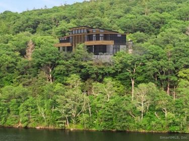 31A June, Washington, CT 06777