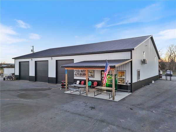 1245 N Center Street, Elkins, AR 72727
