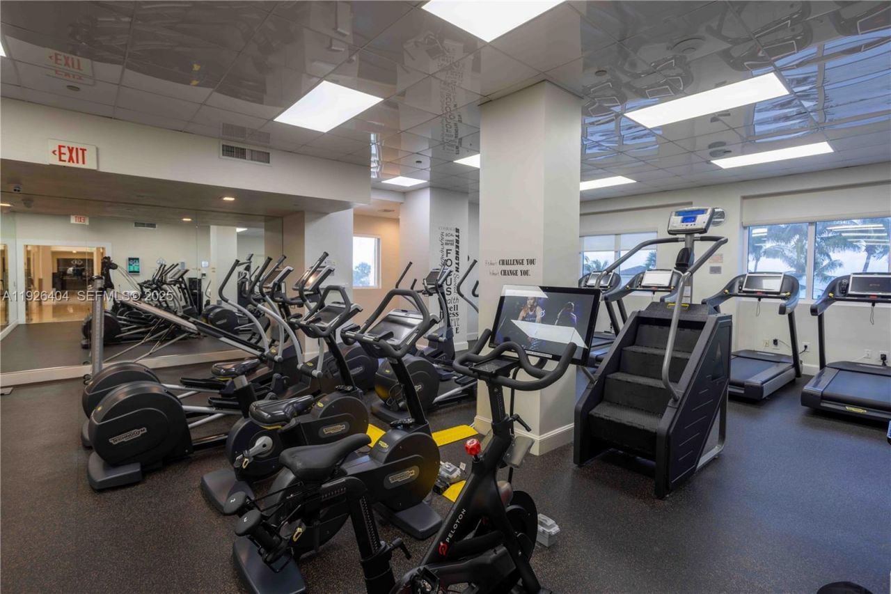 4779 Collins Ave, Unit 504, Miami Beach, FL 33140 Photo