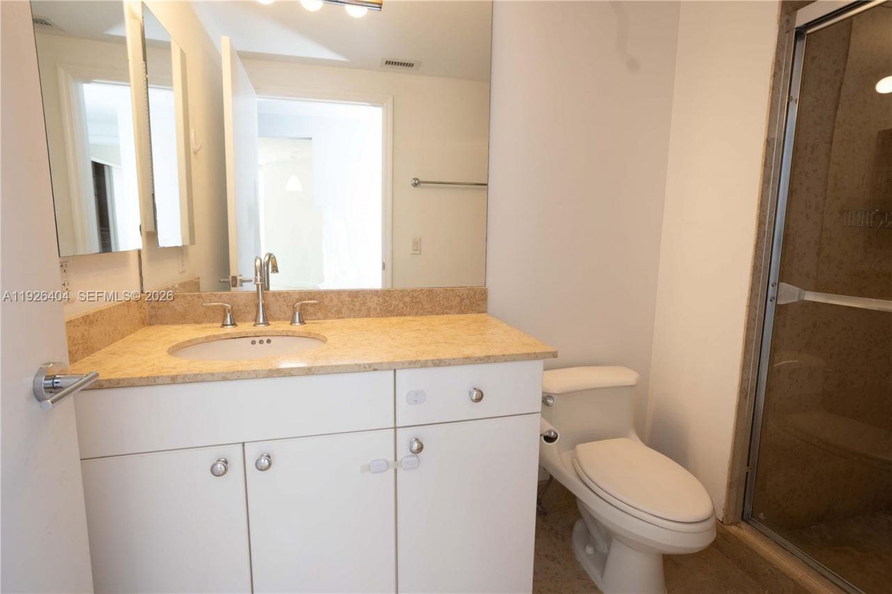 4779 Collins Ave, Unit 504, Miami Beach, FL 33140 Photo