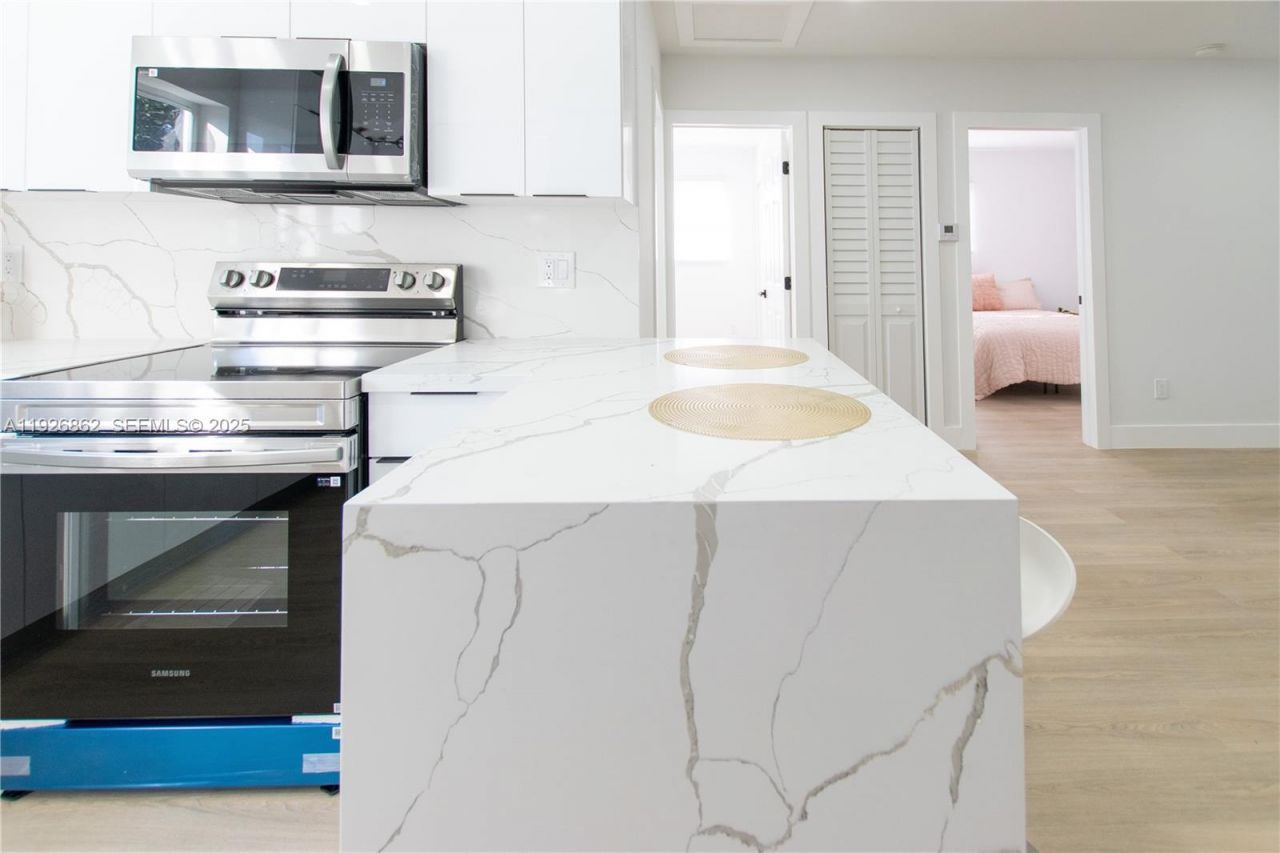 17231 NW 24th Pl, Miami Gardens, FL 33056 Photo