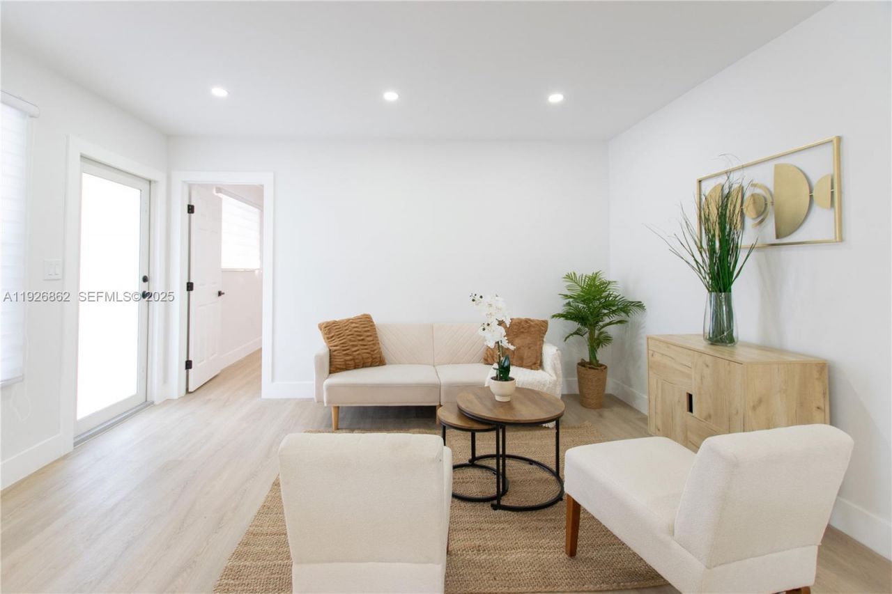 17231 NW 24th Pl, Miami Gardens, FL 33056 Photo