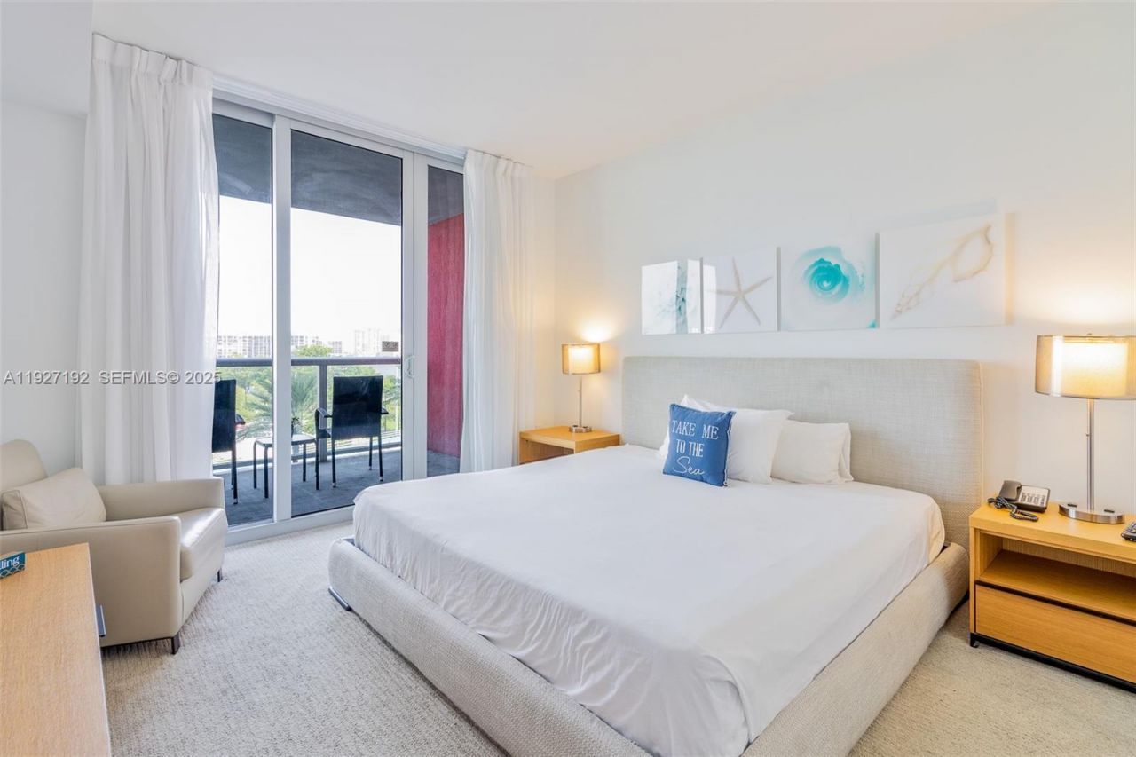 2602 E Hallandale Beach Blvd, Unit R708, Hallandale Beach, FL 33009 Photo