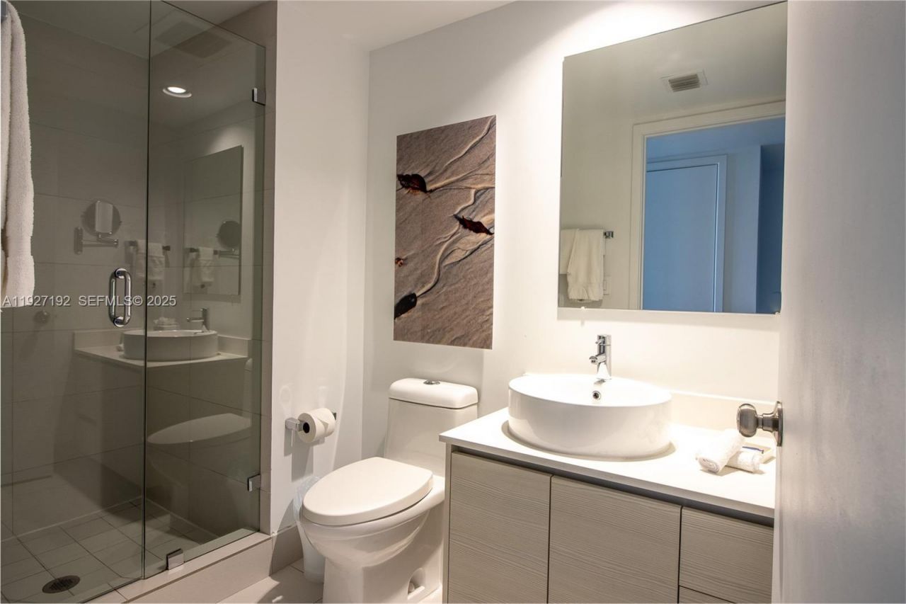 2602 E Hallandale Beach Blvd, Unit R708, Hallandale Beach, FL 33009 Photo