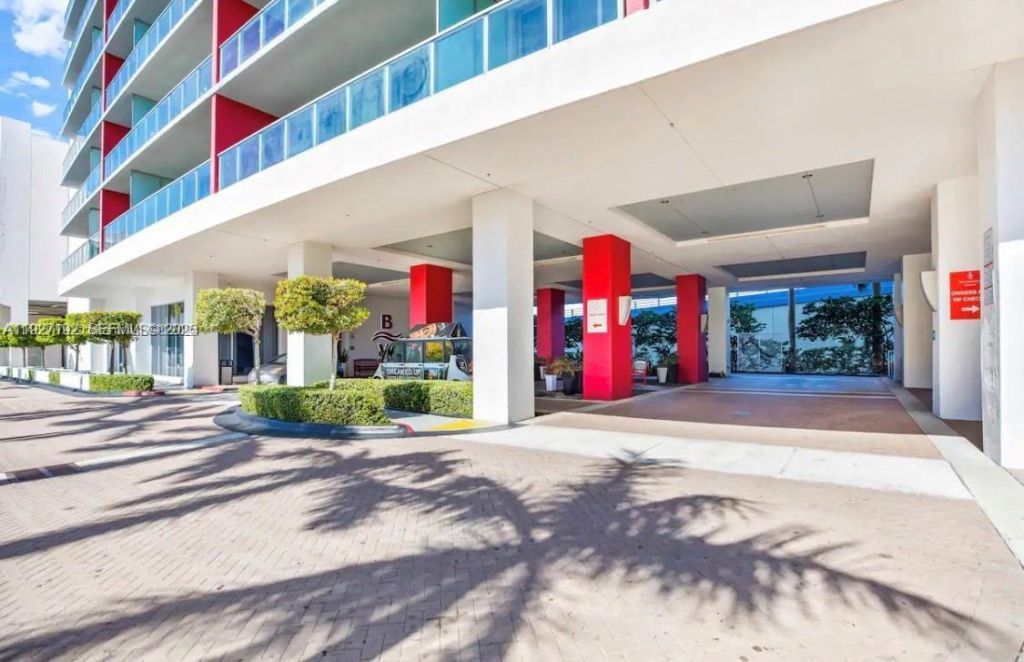 2602 E Hallandale Beach Blvd, Unit R708, Hallandale Beach, FL 33009 Photo