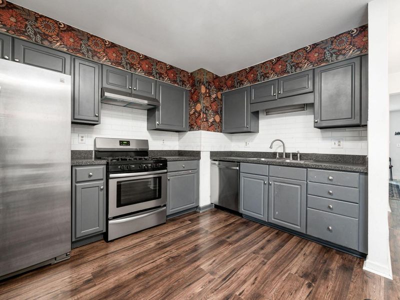 2001 Sawbury Boulevard, Columbus, OH 43235 Photo 10