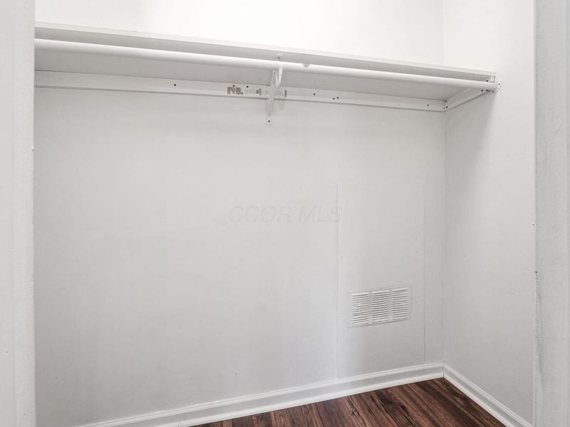 2001 Sawbury Boulevard, Columbus, OH 43235 Photo 20