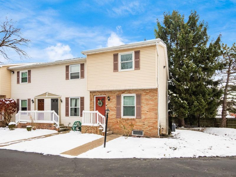 2001 Sawbury Boulevard, Columbus, OH 43235 Photo 3