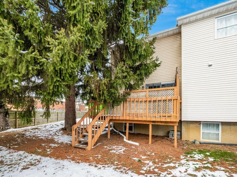 2001 Sawbury Boulevard, Columbus, OH 43235 Photo 33