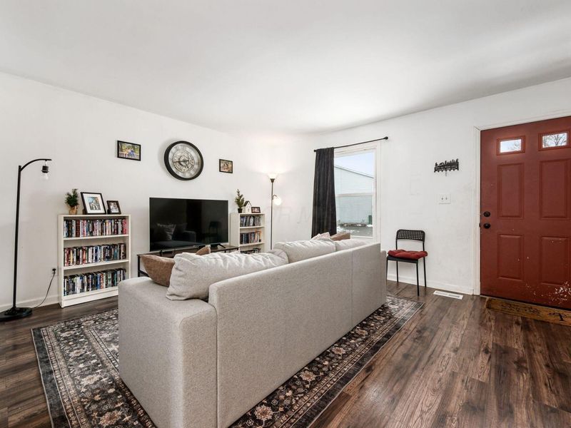 2001 Sawbury Boulevard, Columbus, OH 43235 Photo 5