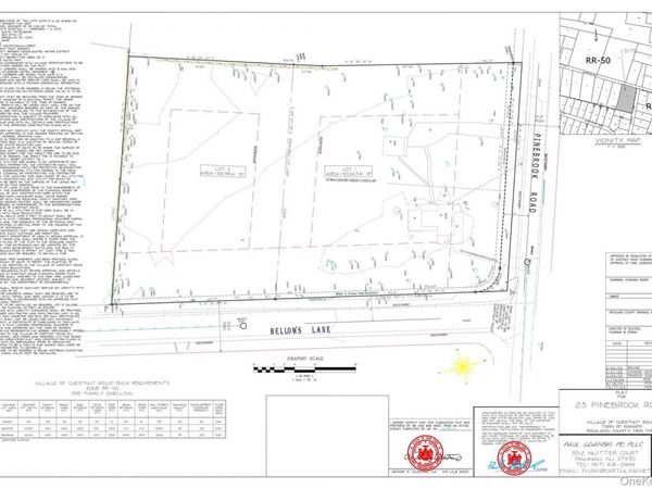 6 Bellows Lane, Chestnut Ridge, NY 10952