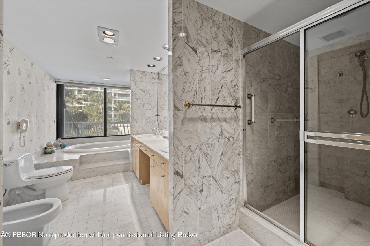 2100 S Ocean Boulevard, Unit 104S, Palm Beach, FL 33480 Photo