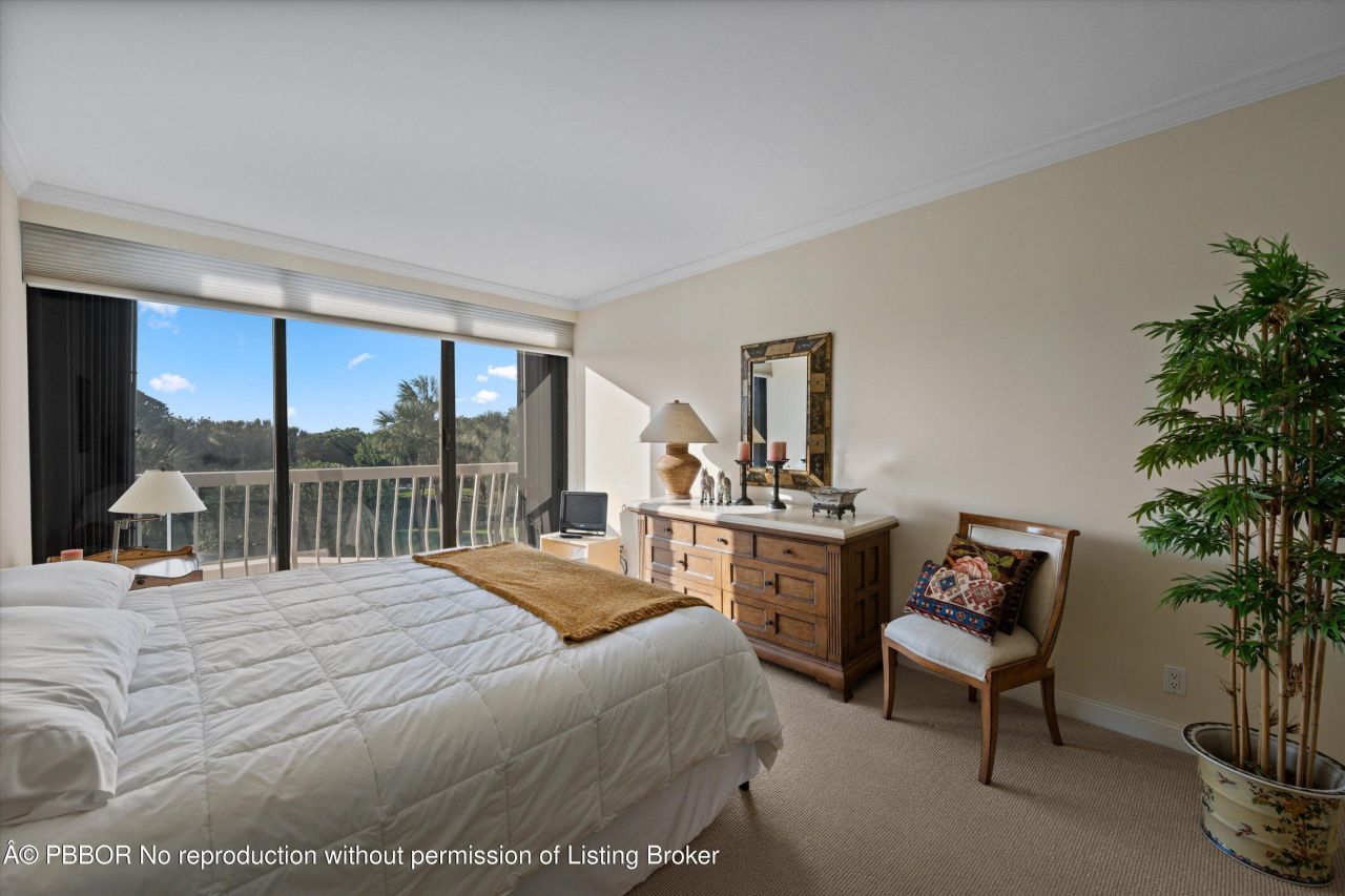 2100 S Ocean Boulevard, Unit 104S, Palm Beach, FL 33480 Photo