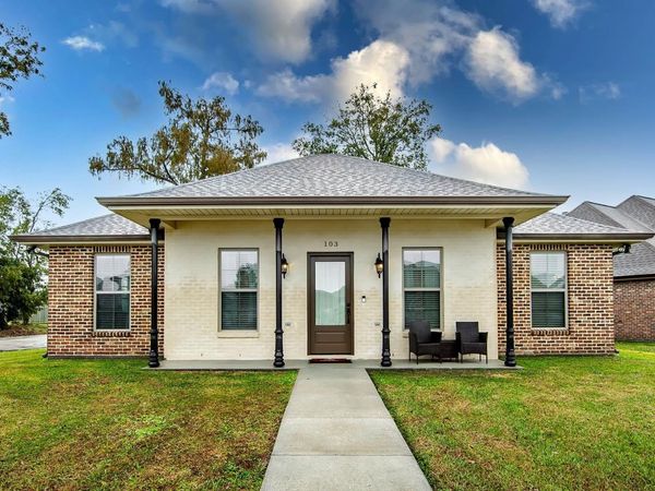 103 Woodburn Drive, Houma, LA 70364