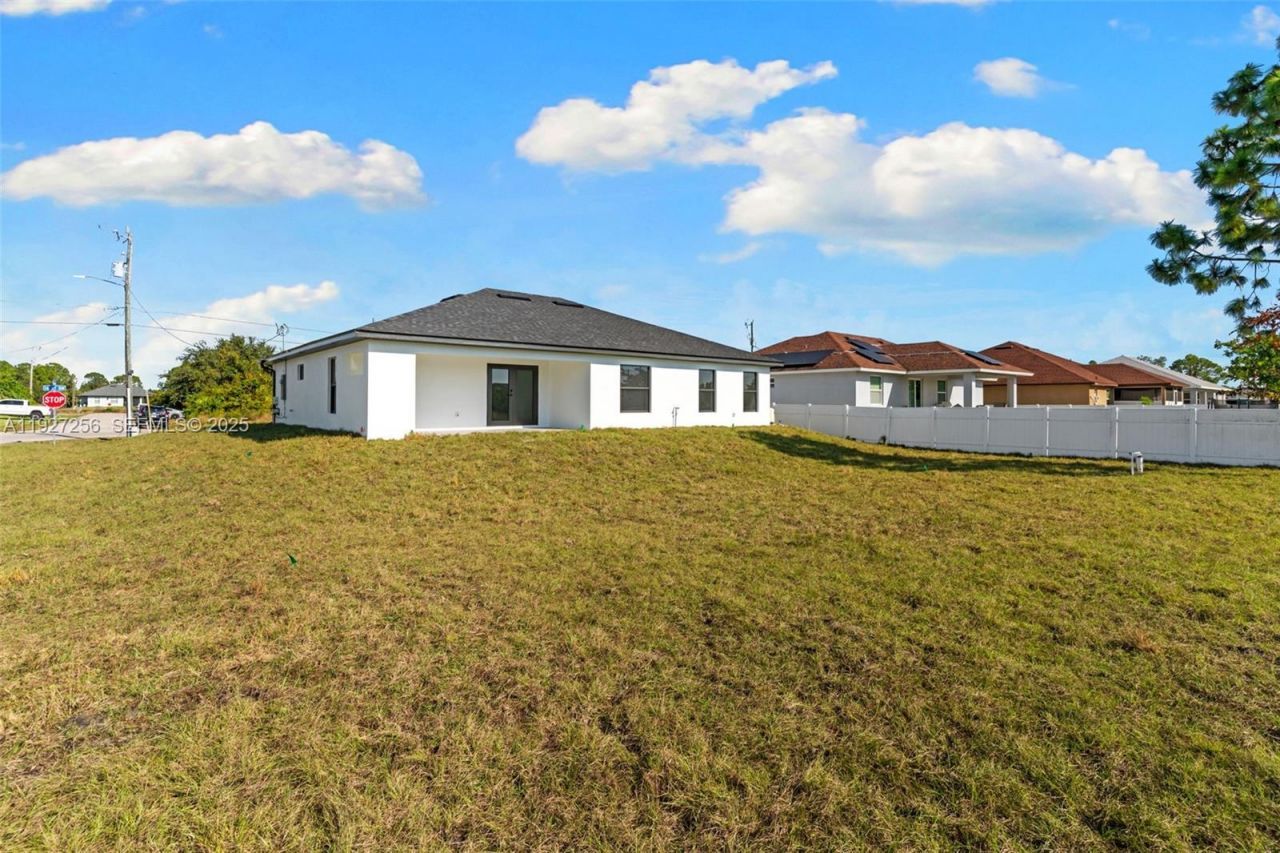 3419 16th St Sw, Lehigh Acres, FL 33976 Photo