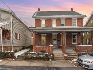 310 S MARKET STREET, MILLERSBURG, PA 17061