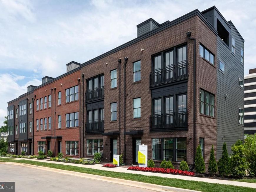 6239 Crosswind Drive, Rockville, MD 20852 Main Photo