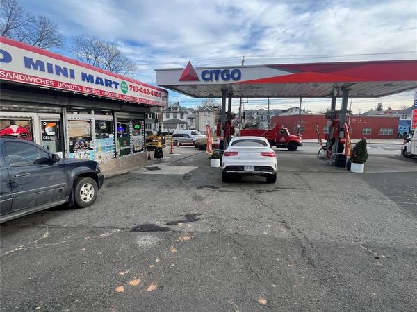 535 Vanderbilt Avenue, Staten Island, NY 10304