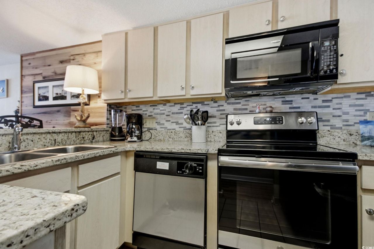 4800 S Ocean Blvd. Photo 8