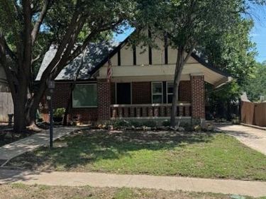 3400 E Belknap Street, Fort Worth, TX 76111