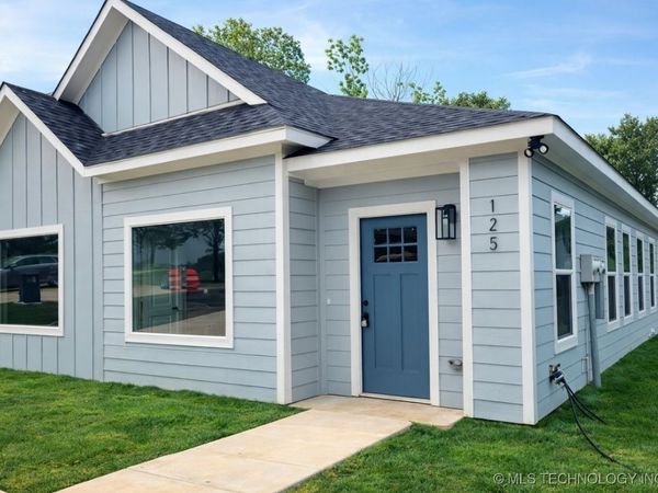 125 S McLean Drive, Durant, OK 74701