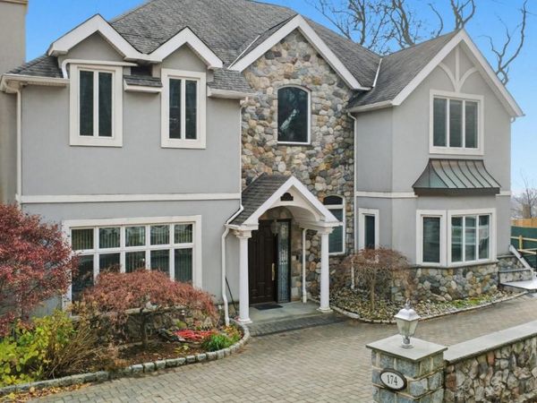 174 Douglas, Staten Island, NY 10304