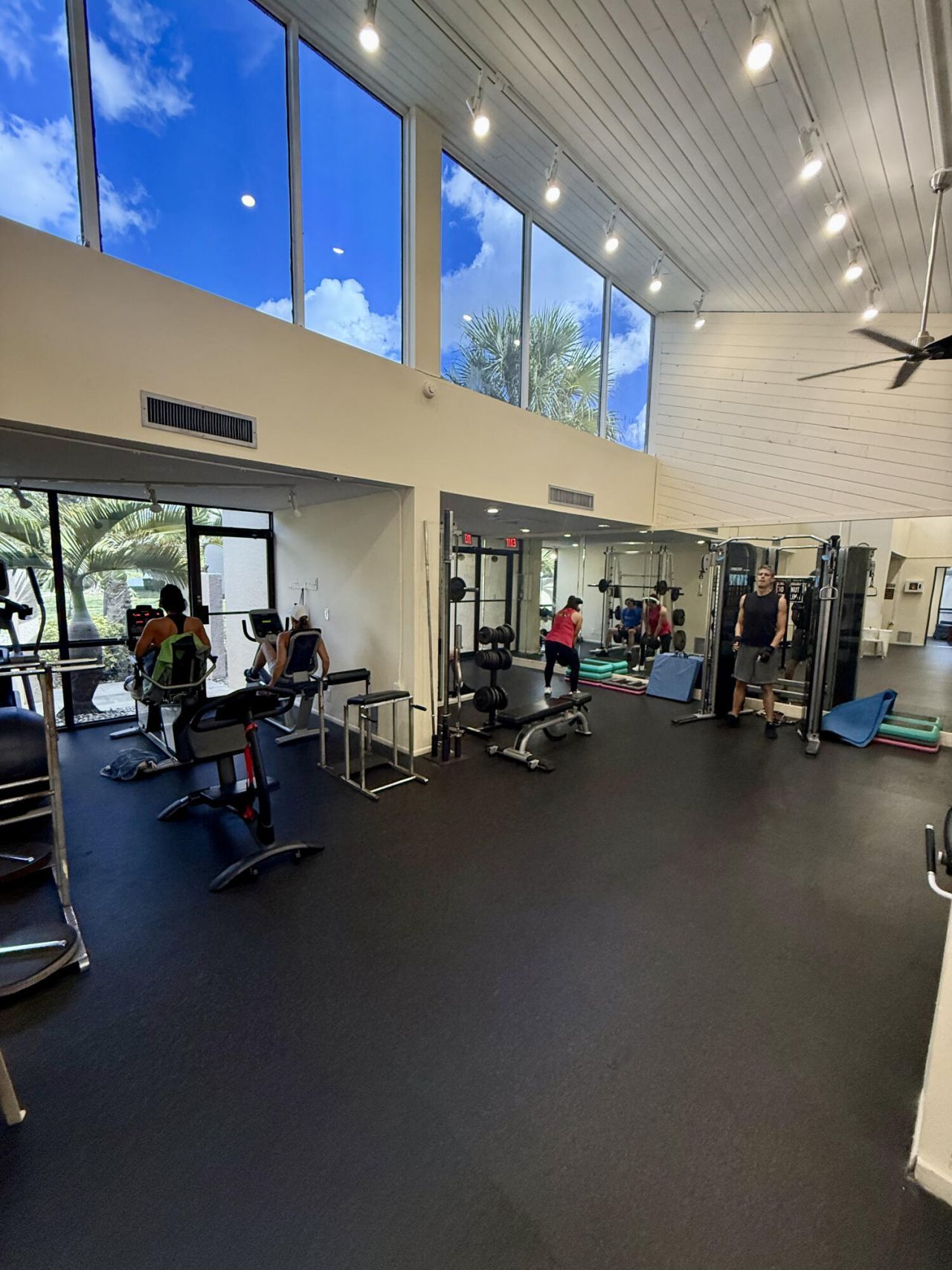 2202 S Cypress Bend Drive, Unit 101, Pompano Beach, FL 33069 Photo