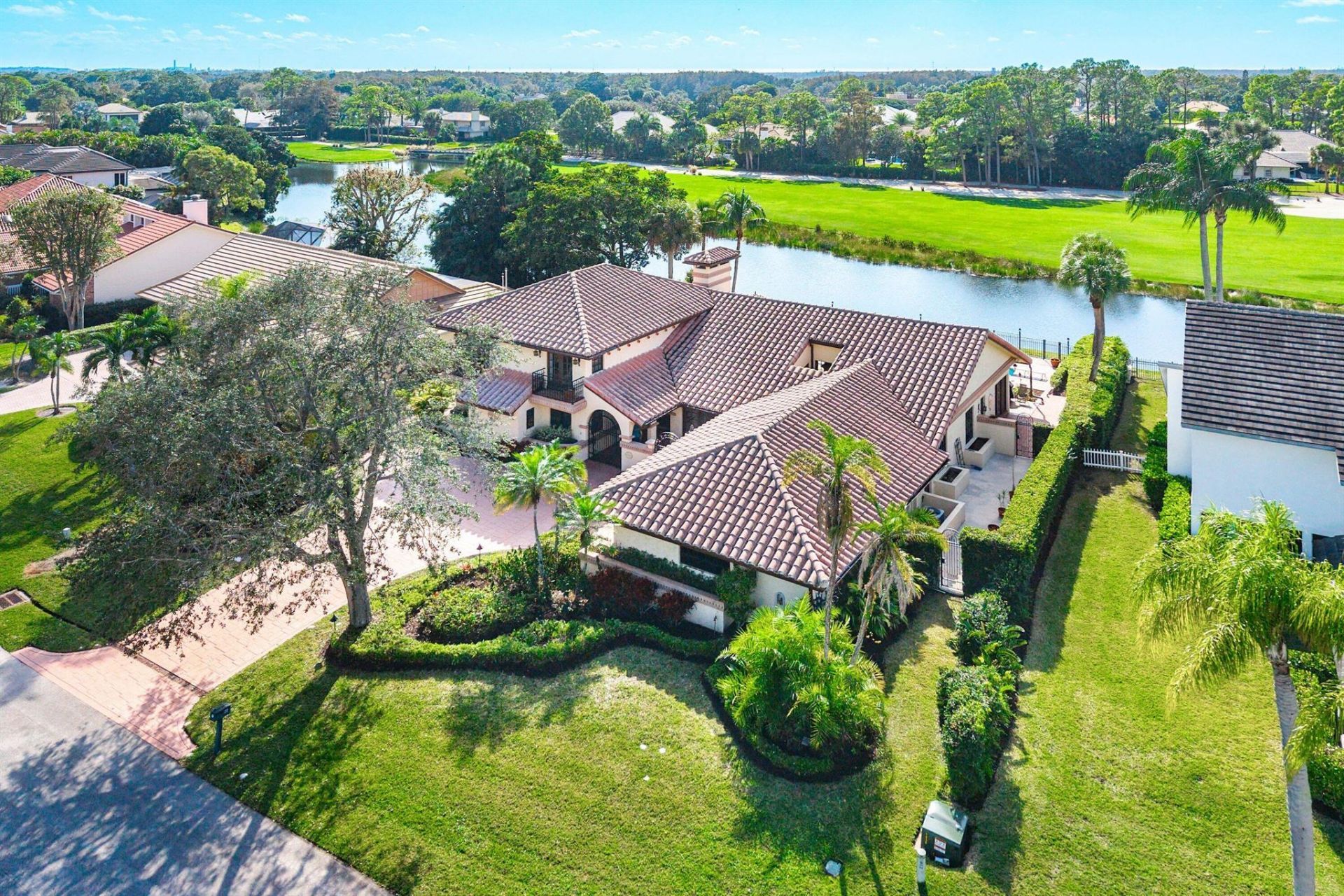 22 Marlwood Lane, Palm Beach Gardens, FL 33418 Photo