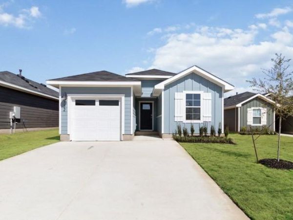 132 Celosia LOOP, Uhland, TX 78640