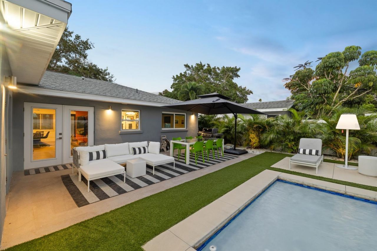 2160 Sunnyside Place, Sarasota, FL 34239 Photo