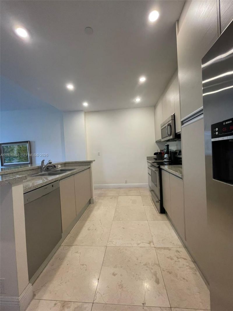 251 Crandon Blvd, Unit 233, Key Biscayne, FL 33149 Photo