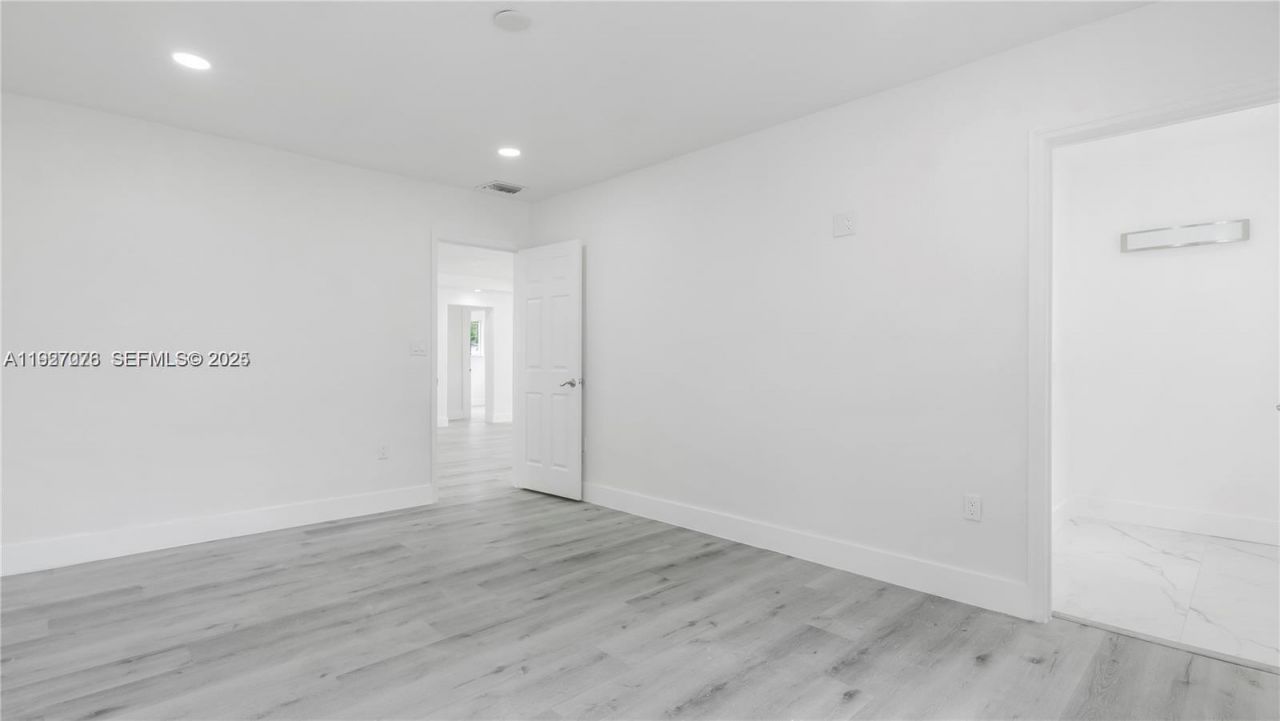 2301 NW 191st St, Miami Gardens, FL 33056 Photo