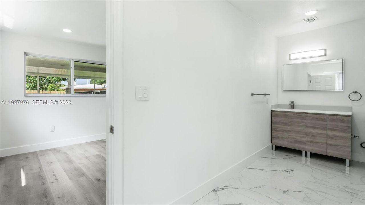 2301 NW 191st St, Miami Gardens, FL 33056 Photo