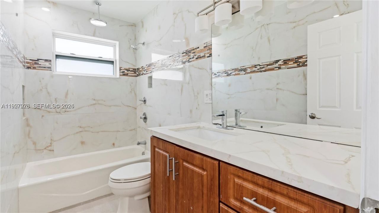 2301 NW 191st St, Miami Gardens, FL 33056 Photo