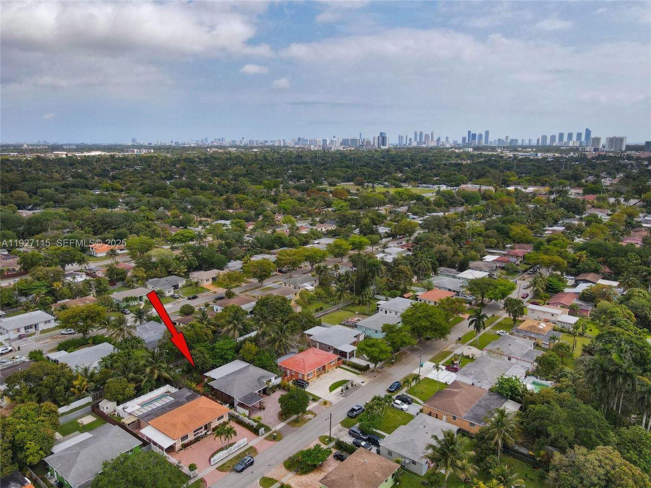 887 NE 145th St, North Miami, FL 33161 Photo