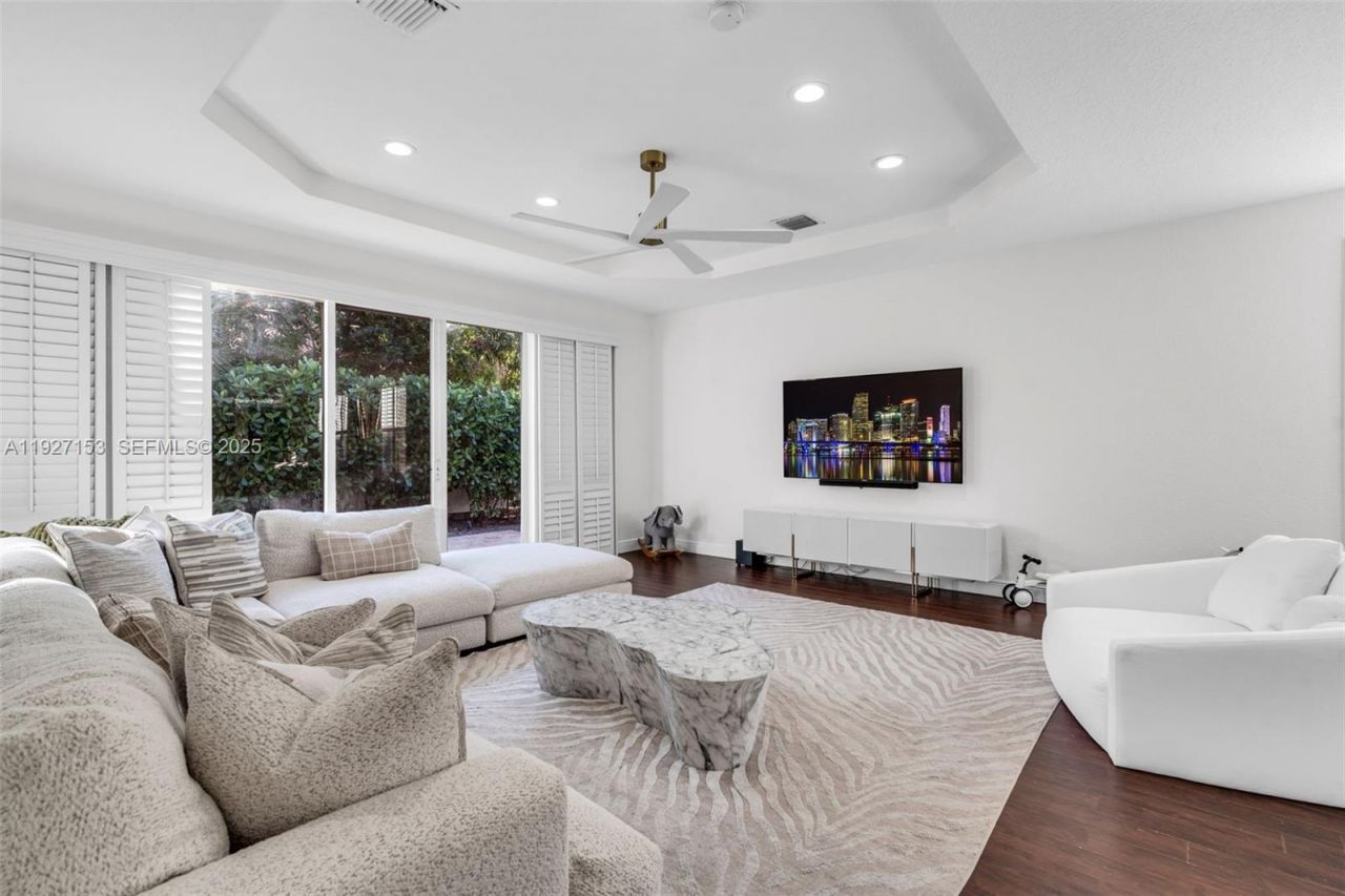 4272 N Magnolia Cir, Delray Beach, FL 33445 Photo