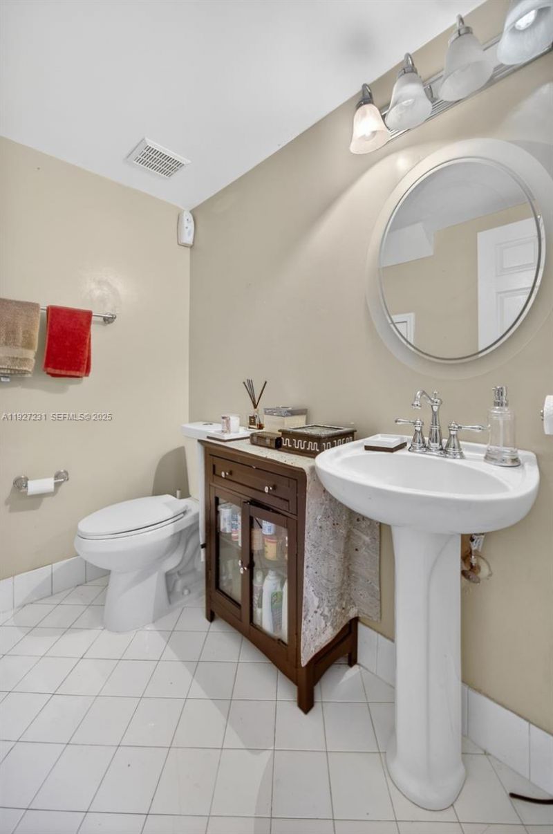 9002 SW 214th Ln, Cutler Bay, FL 33189 Photo