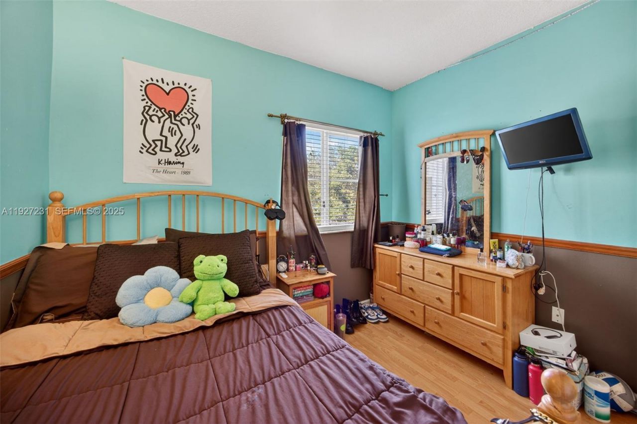 9002 SW 214th Ln, Cutler Bay, FL 33189 Photo