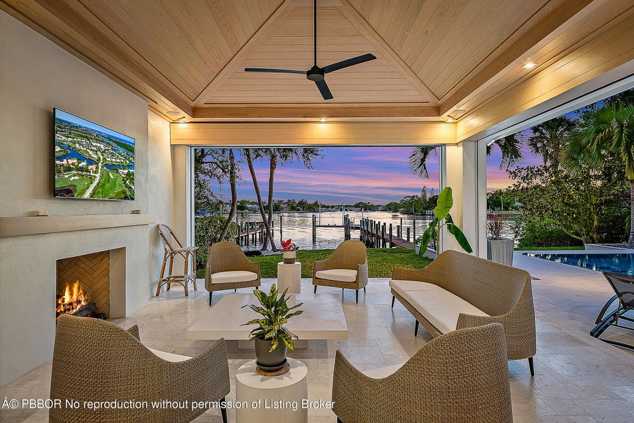 19651 N Riverside Drive, Jupiter, FL 33469 Photo