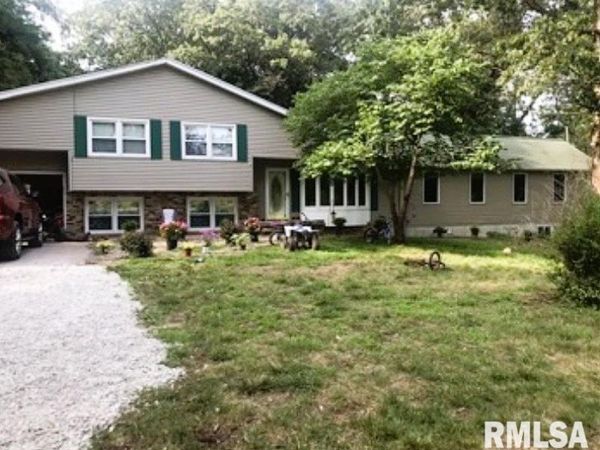 12726 E County Road 300 N Road, Chandlerville, IL 62627