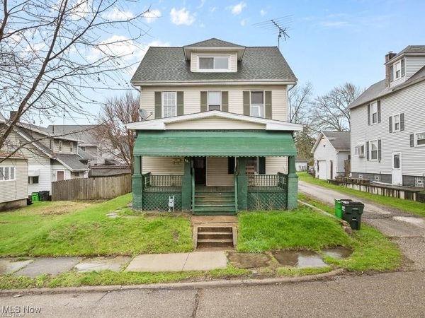 118 S McKinley Avenue, Alliance, OH 44601